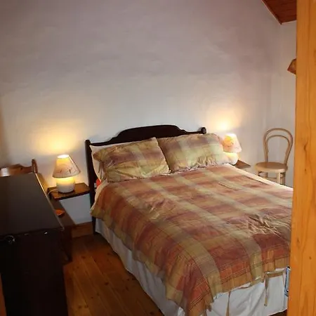 Fuchsia Lane Farm Cottages 度假居 Terryglass